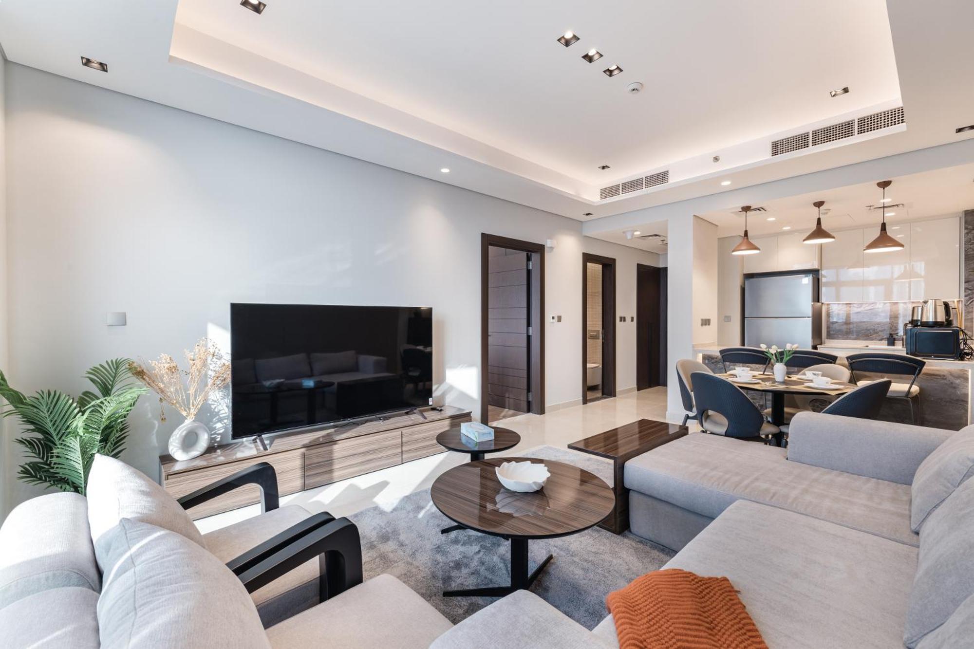 Luxury 1br Burj Khalifa View Business Bay *