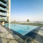 Luxury 1Br Burj Khalifa View Business Bay Dubai