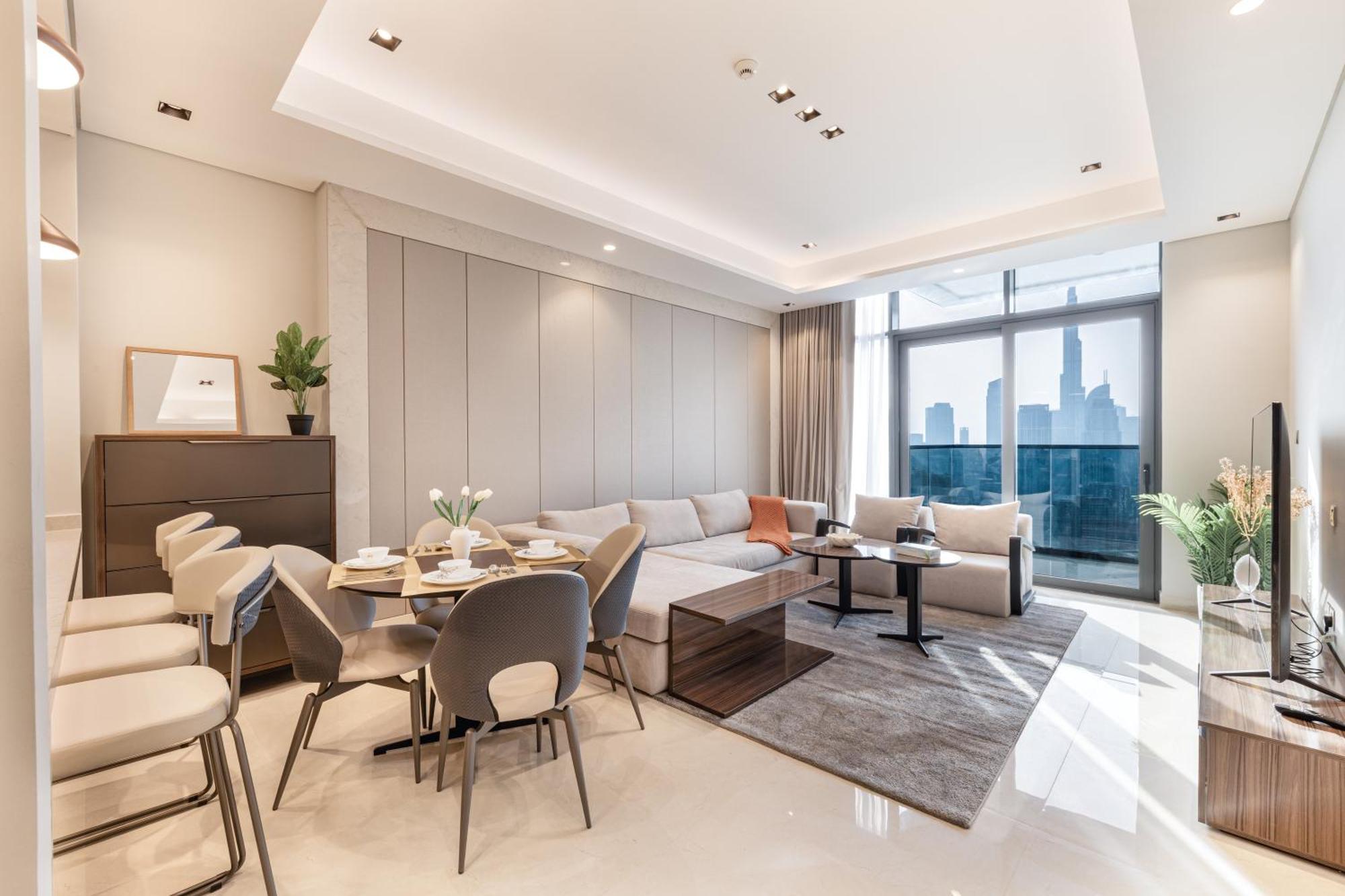 Luxury 1br Burj Khalifa View Business Bay Apartment Dubai